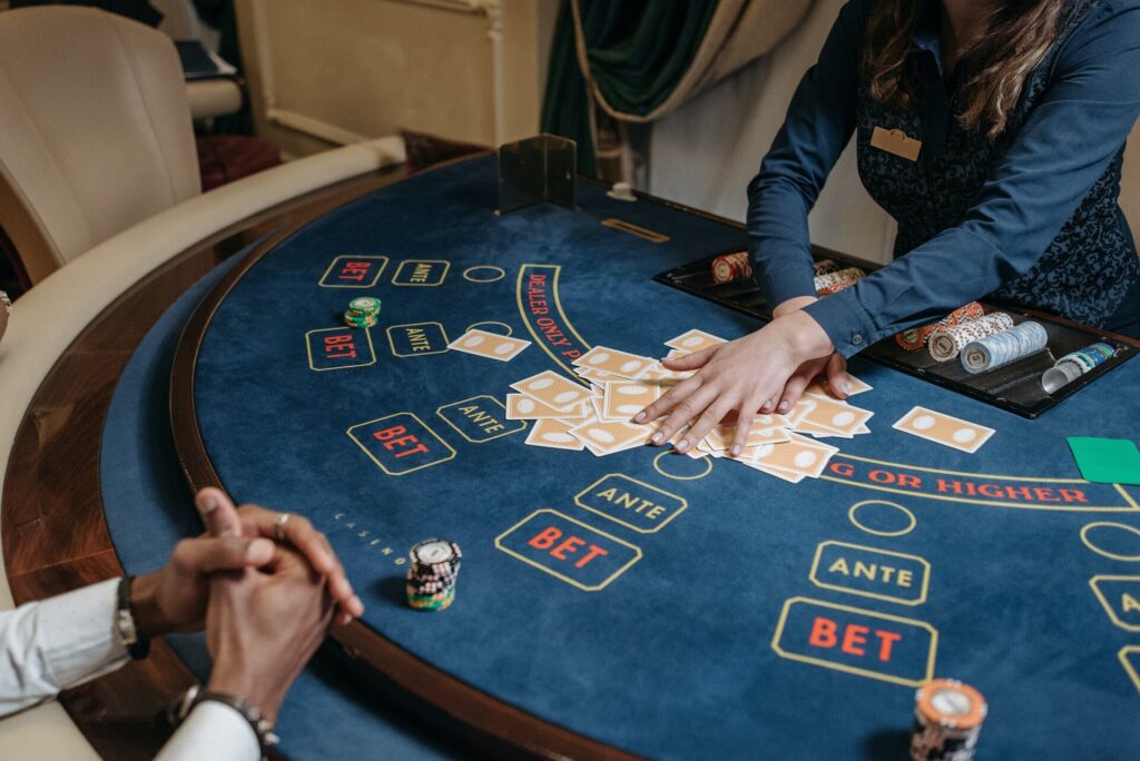 Casinia Casino: Užívejte si online hry bez hranic